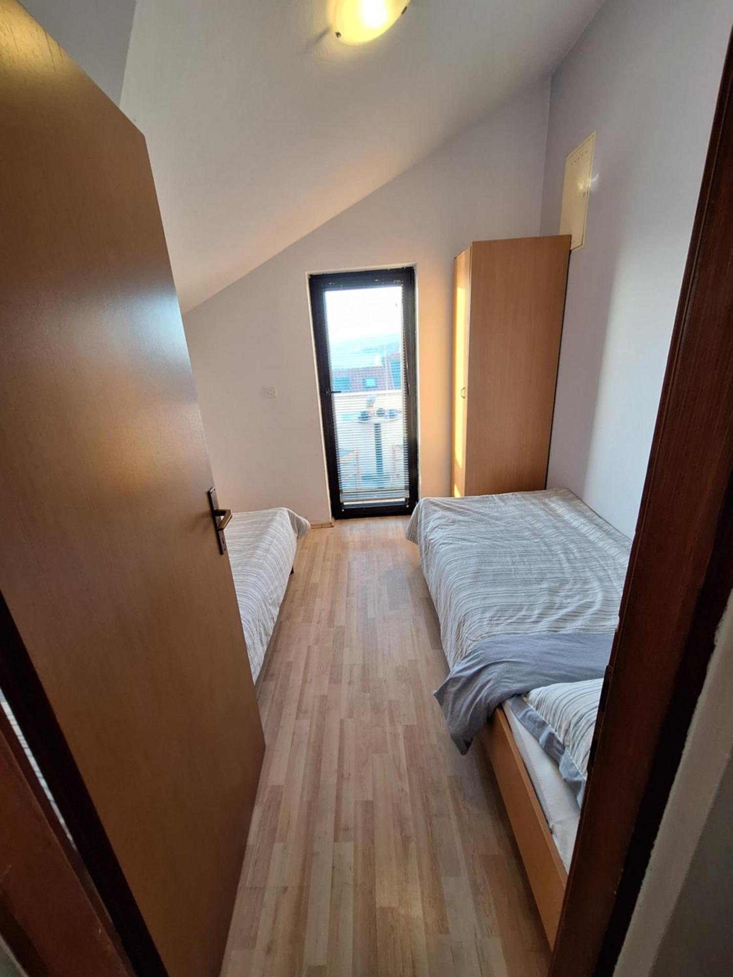 Apartmani Vukovic Пунат Екстериор снимка
